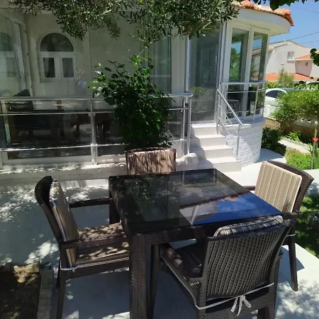 Burcu Sitesi Yaman * Cesme