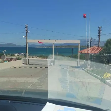 Отель Burcu Sitesi Yaman *